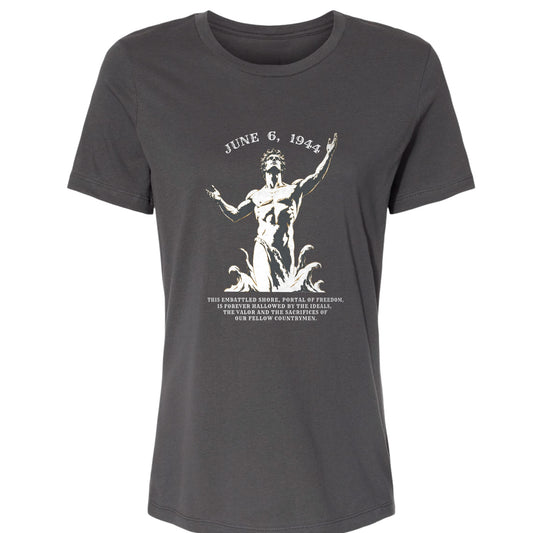 Dday Statue Women's T-Shirt