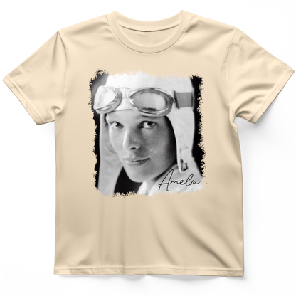 Amelia Earhart B&W T-Shirt Natural / S